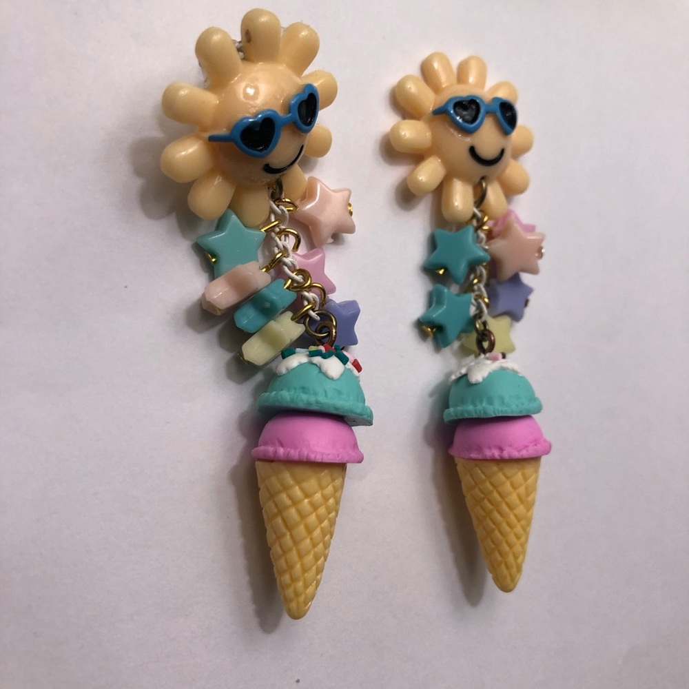 Ice cream cone sunshine star  candy 🍬 earrings cutest dangling happy smile fun